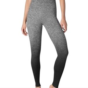 Beyond Yoga‎ Black Ombre High Waisted Leggings Size Small
